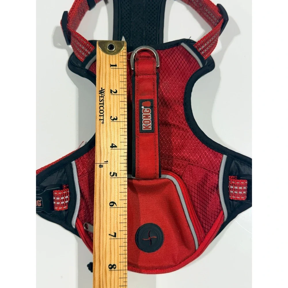 KONG Max Dog Harness Red Padded Ultra Durable Reflective Front Clip Pocket-Small